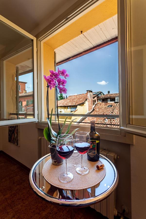 Appartamento Bologna'S Way Sguardo Sui Tetti Esterno foto